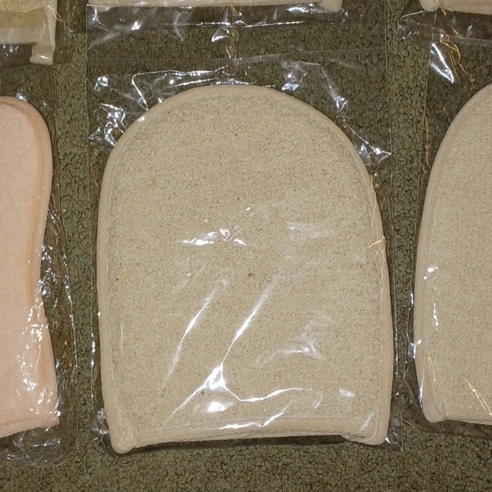LOT of NIP Luffa Mitts and Soap Bags